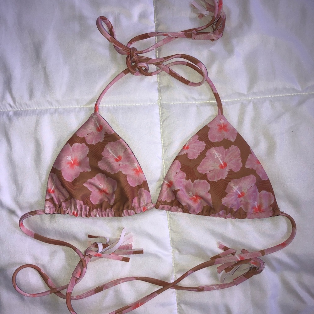 Acacia top